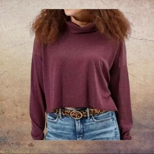AMERICAN EAGLE Waffle Knit Cowl Neck Cropped Long Sleeve Top Maroon Purple L